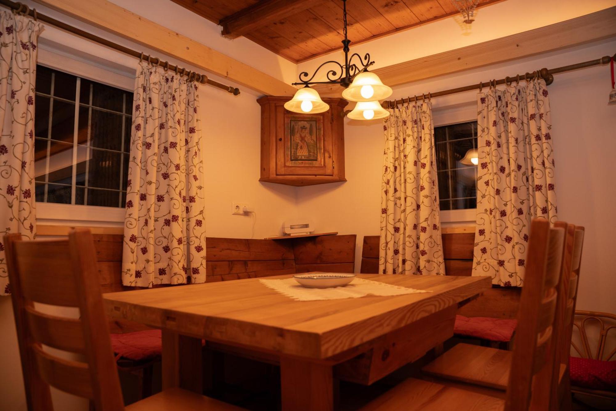 Gregor'S Ferienhaus Im Wald Edelschrott エクステリア 写真