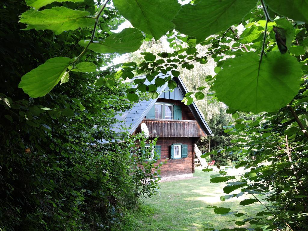 Gregor'S Ferienhaus Im Wald Edelschrott エクステリア 写真