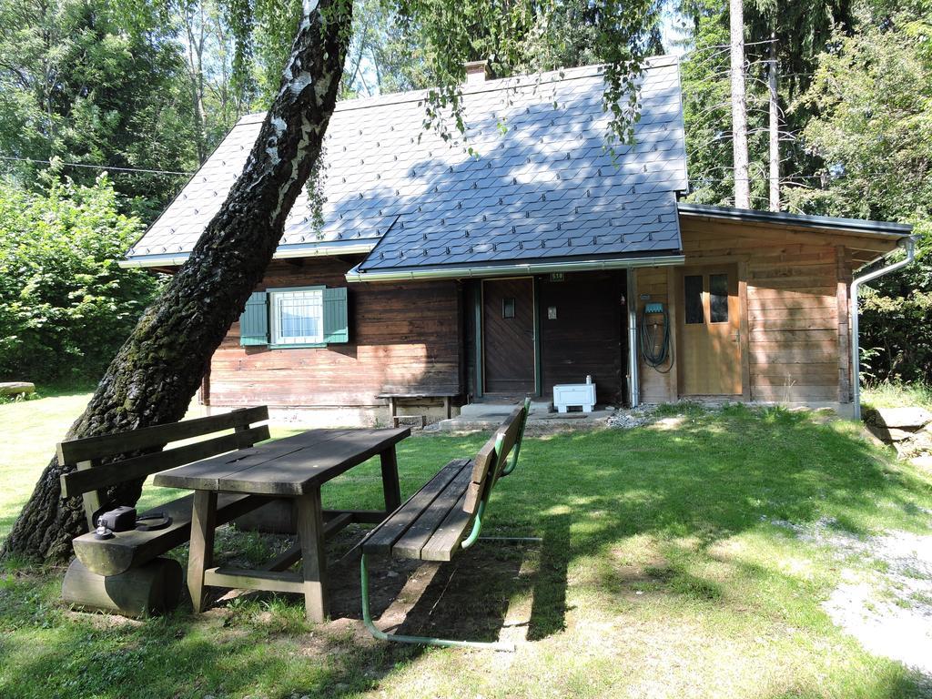 Gregor'S Ferienhaus Im Wald Edelschrott エクステリア 写真